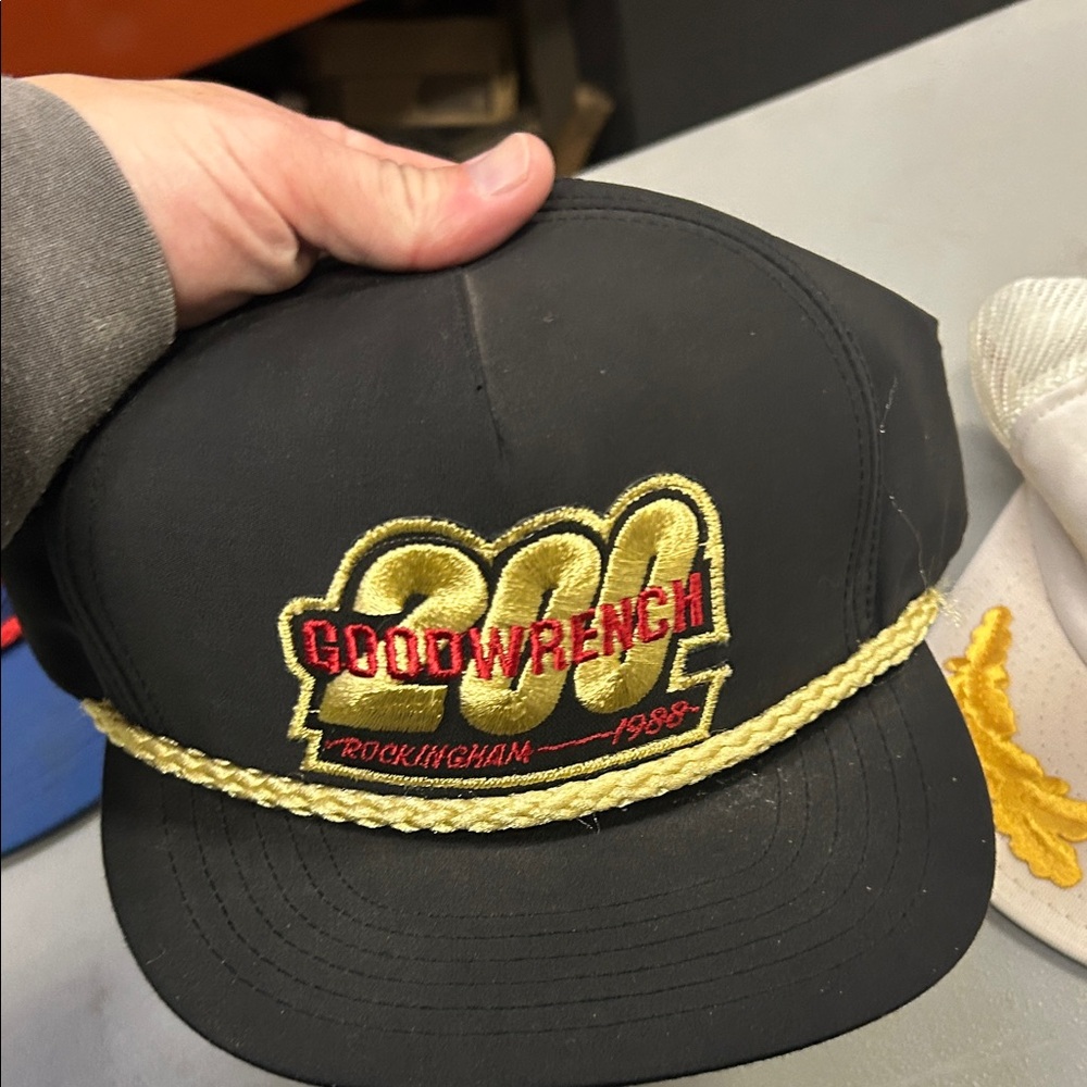 Vintage Racing Hats Collection some are wearable some are not because of age - Picture 4 of 15
